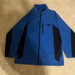 Men’s lightweight water resistant jacket